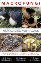Cover of 'Macrofungi Associated with Oaks of Eastern North America' 